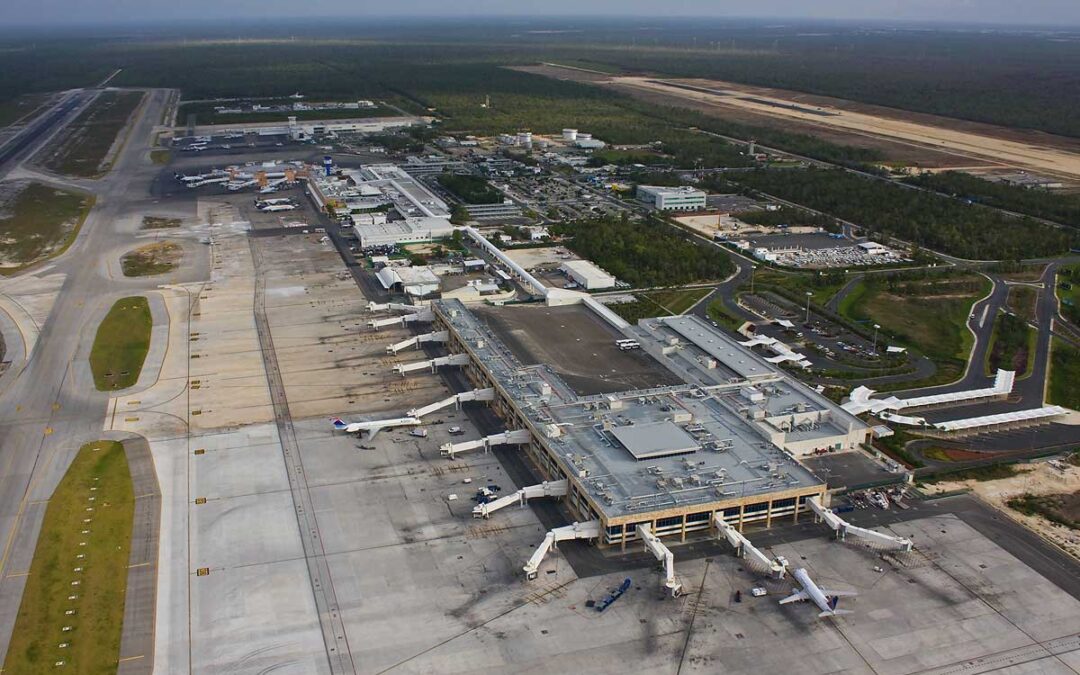 Aéroport De Cancún